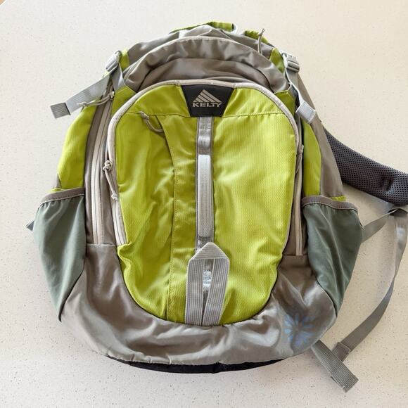 Kelty Deora Backpack Green And Gray - Picture 1 of 5